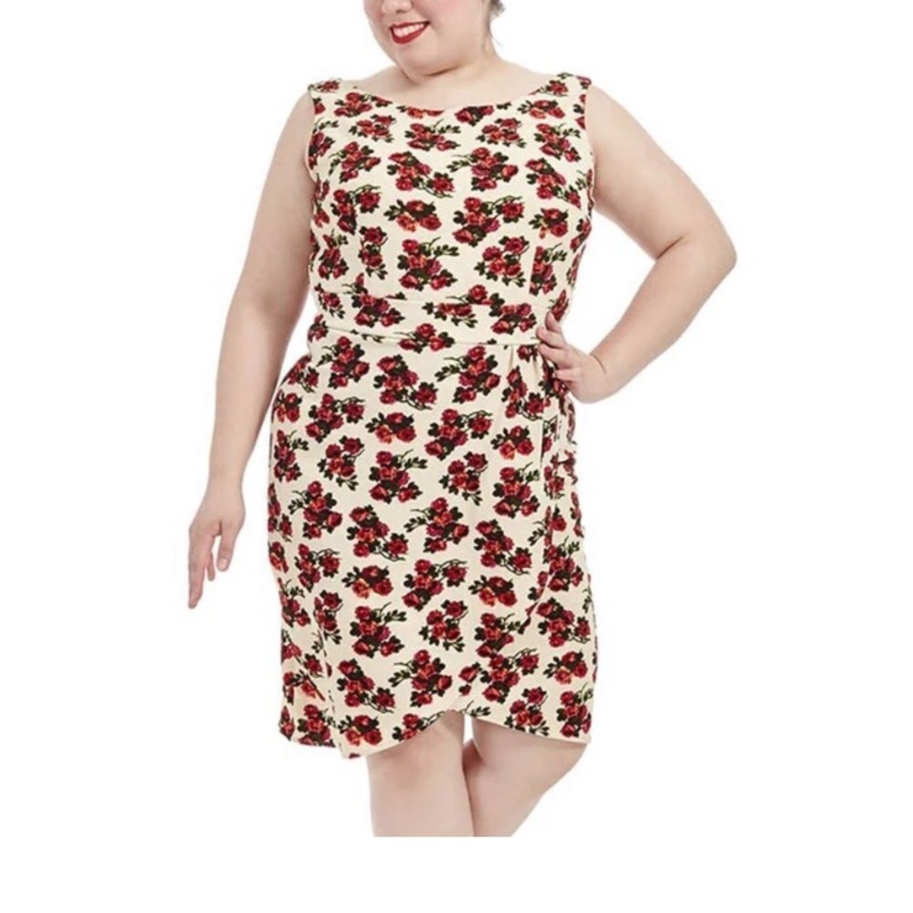 Queen of Heartz by Letty Tennant Size 10 Ivory Floral Dress with Red Rose Print